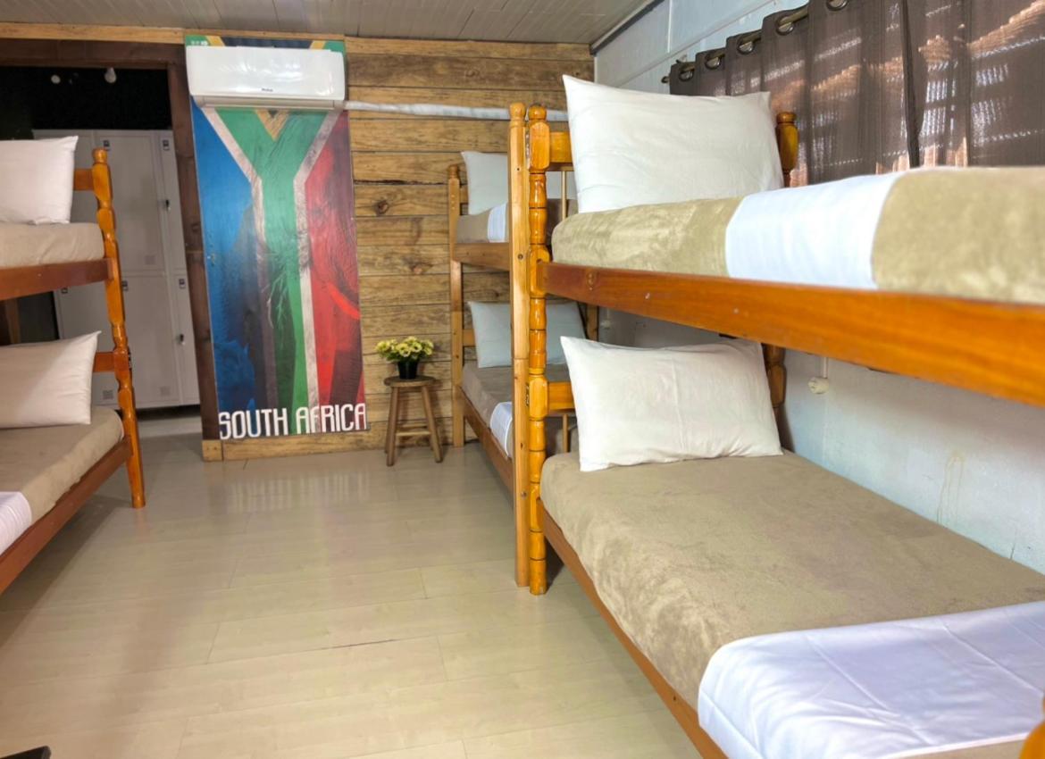 Casa do Rogério Hostel Caxias do Sul Esterno foto